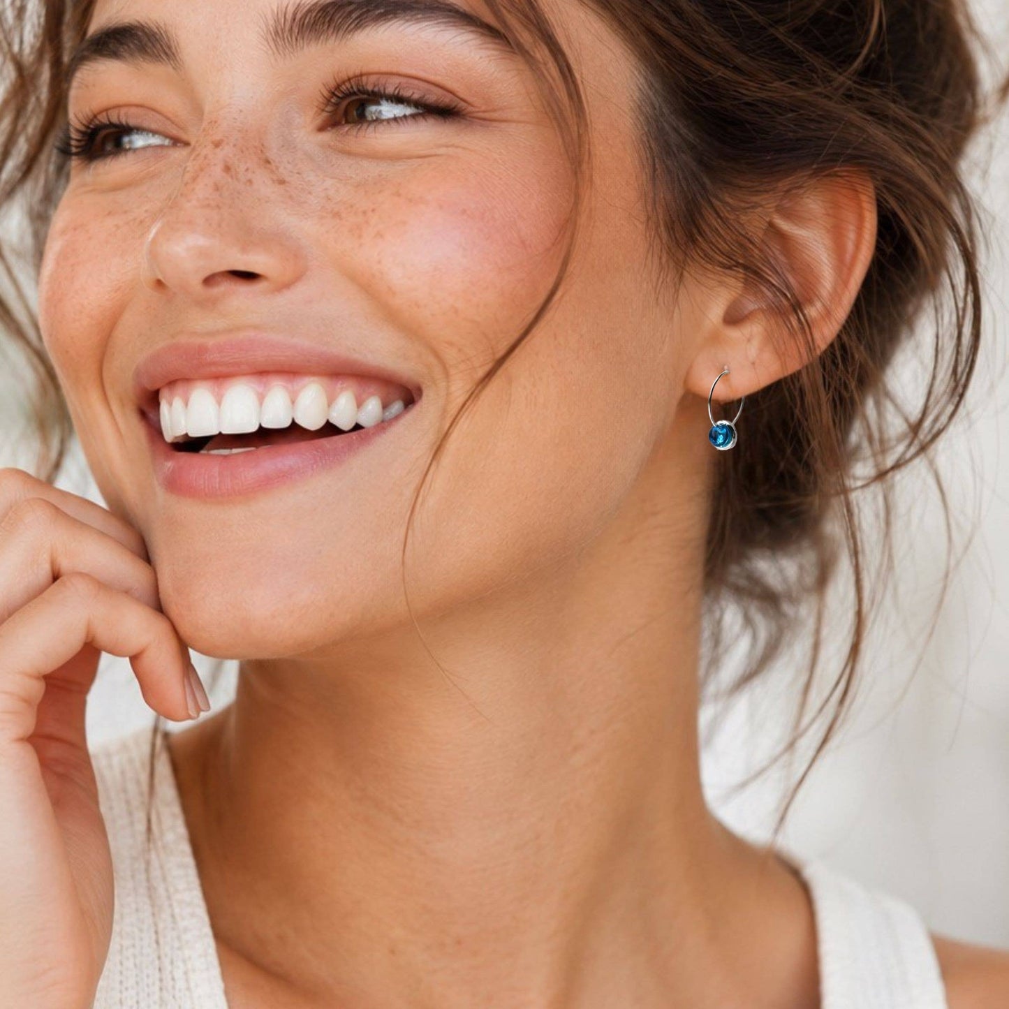 Conversations in Jewellery - TR24 - Mini earrings come with 9 interchangeable colours.