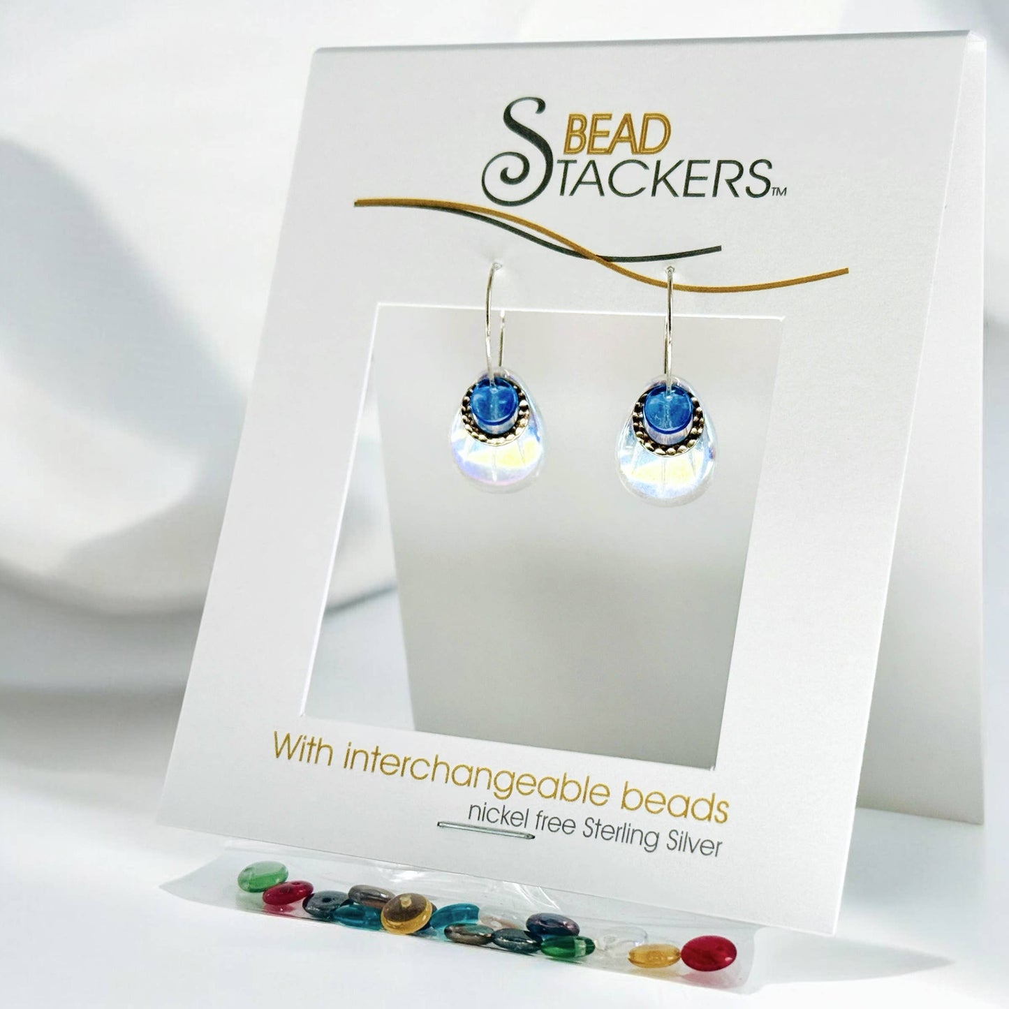 Dangle earrings come with 9 interchangeable colours PT30
