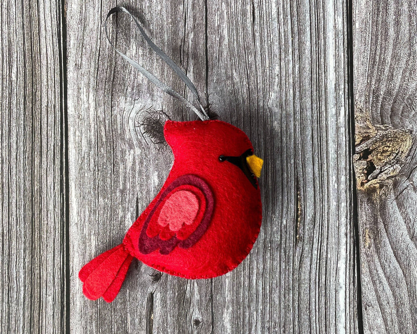 AKUKU - Cardinal - Felt Ornament