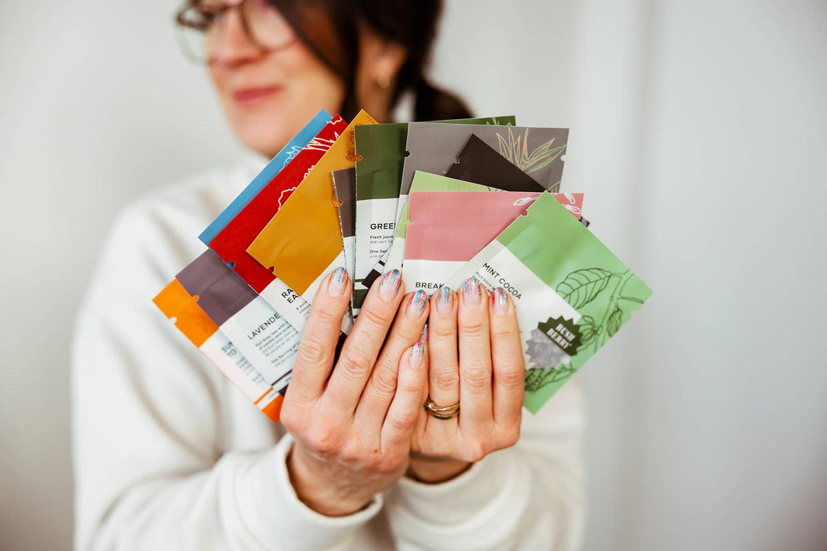 Bush Berry - The Daily Sip Sampler | 12 Single Serving Caffeinated Teas