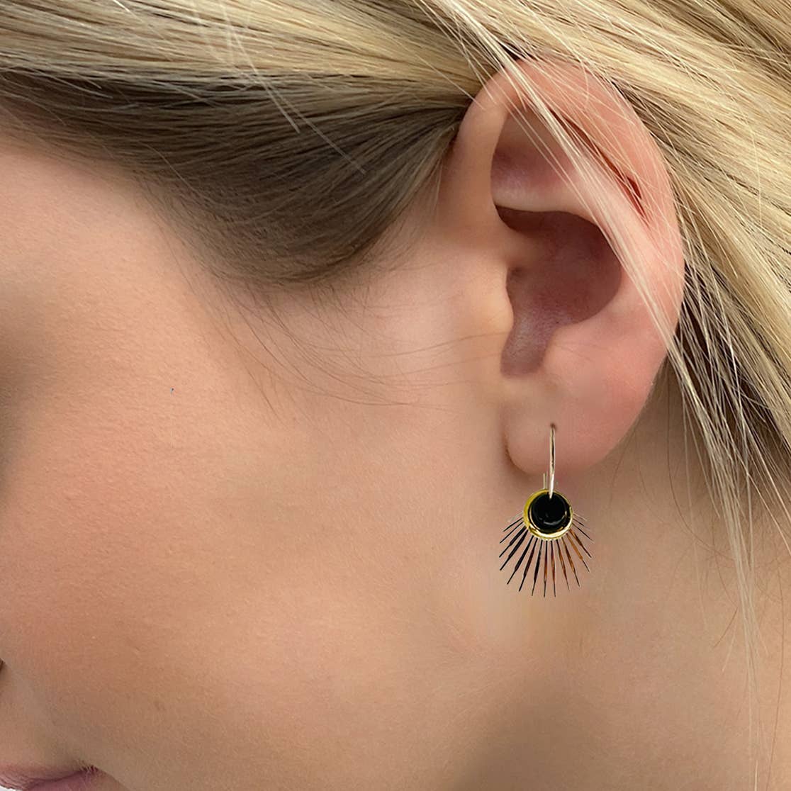 Conversations in Jewellery - RAY38G- Gold-fill earrings with 9 interchangeable colours.