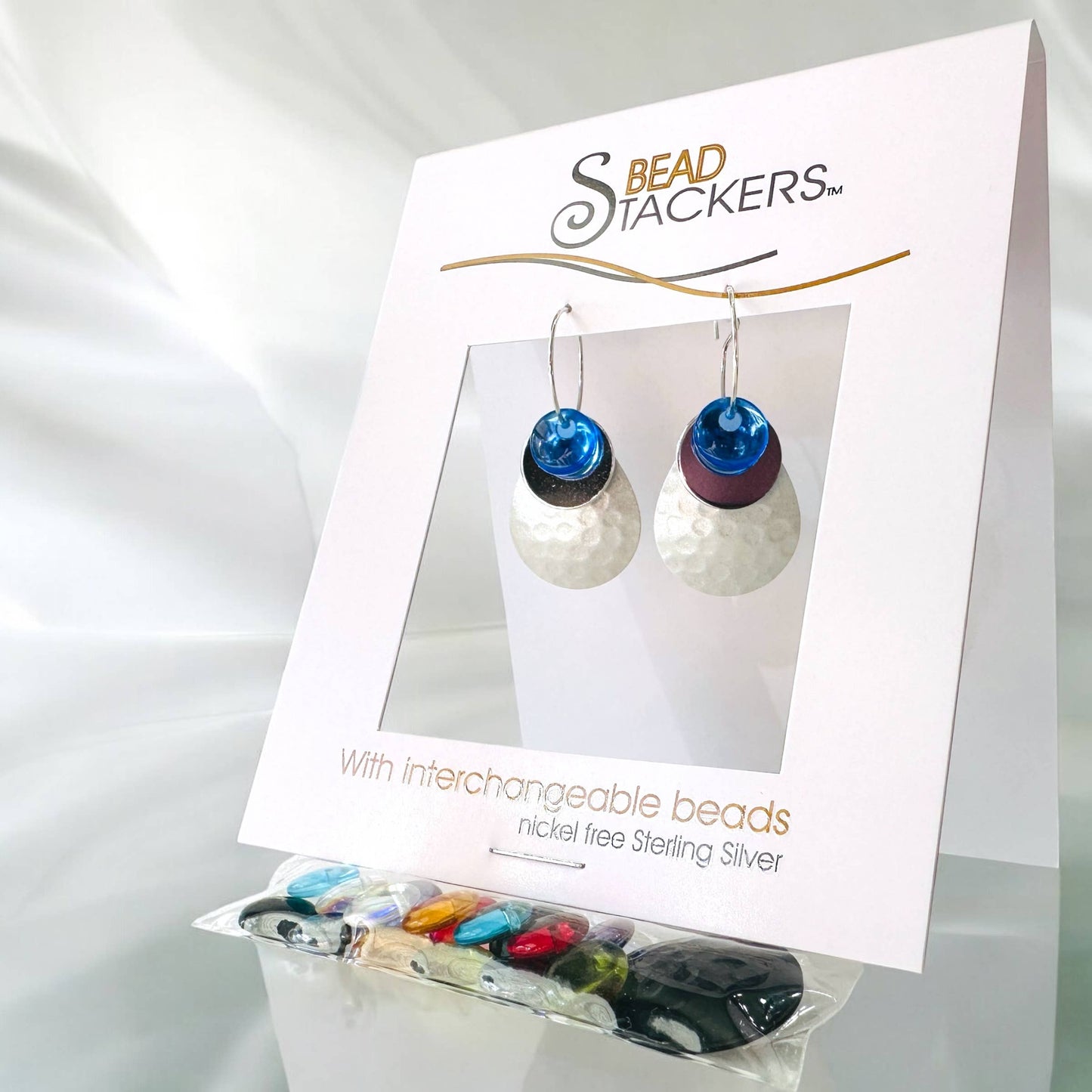 Conversations in Jewellery - MMLT36 - Earrings come with 9 interchangeable colours.