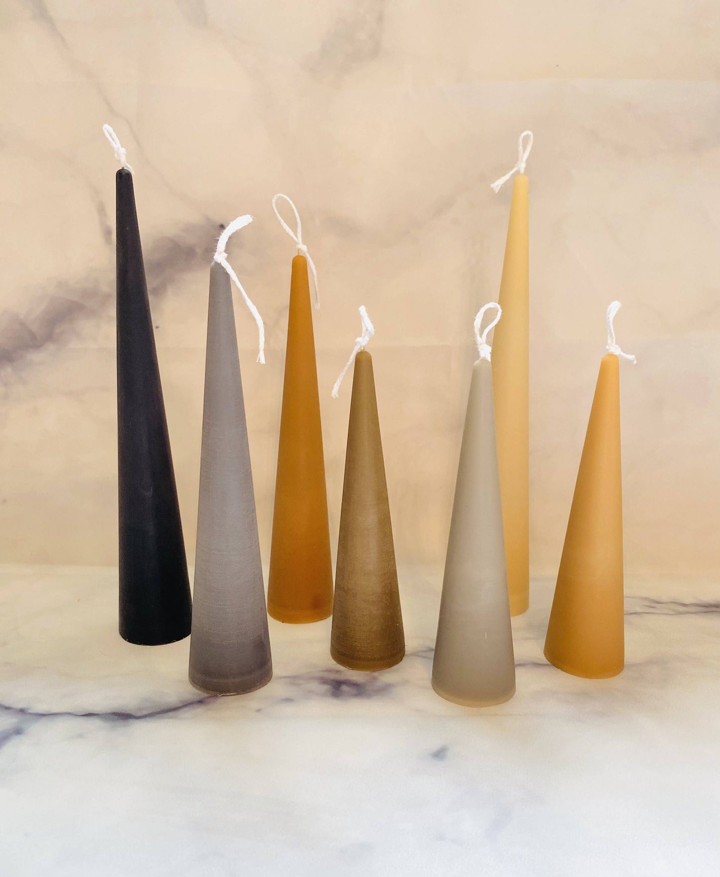 Beeswax Candle: Raspberry / Large