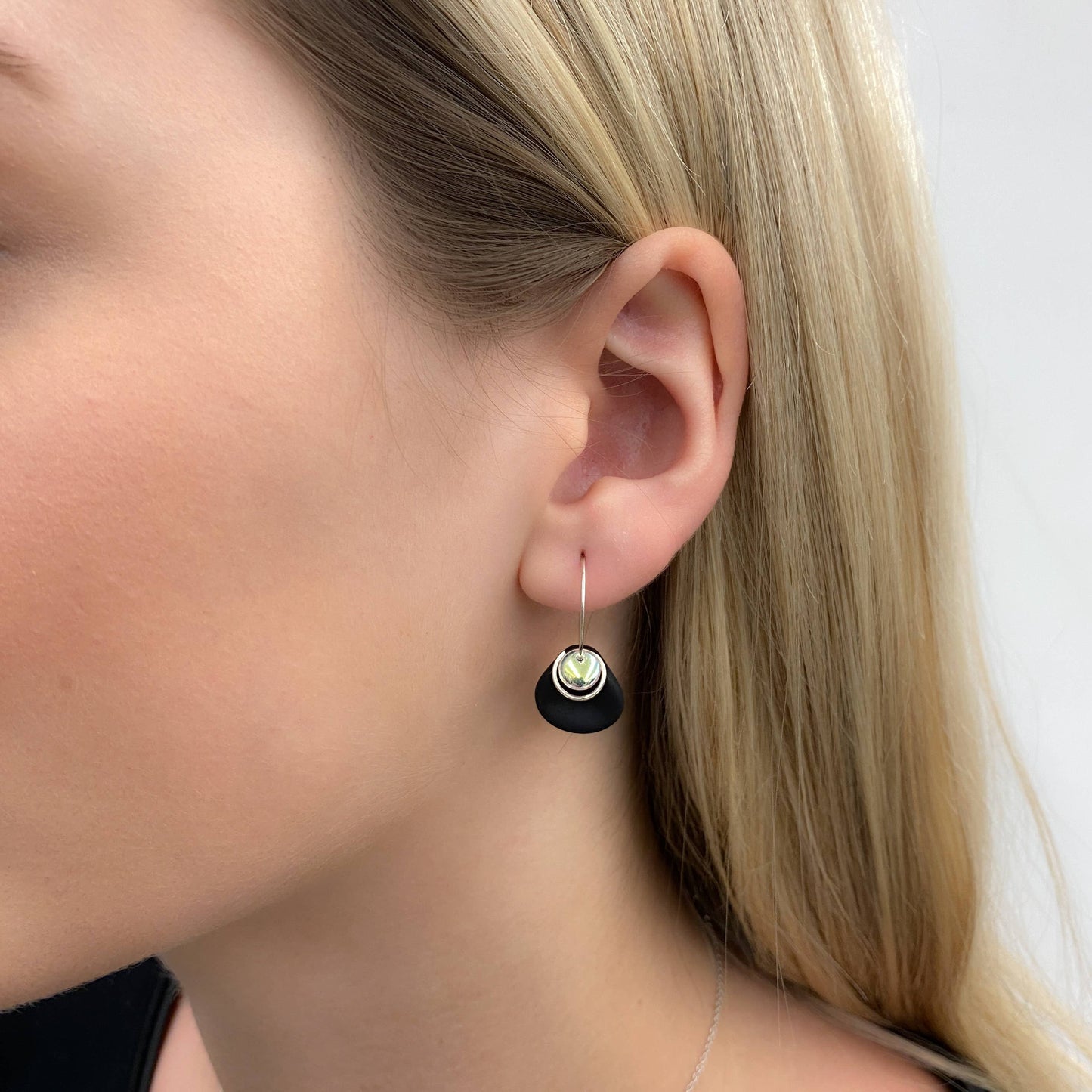 Conversations in Jewellery - PT34 - Earrings come with 4 interchangeable colours. 