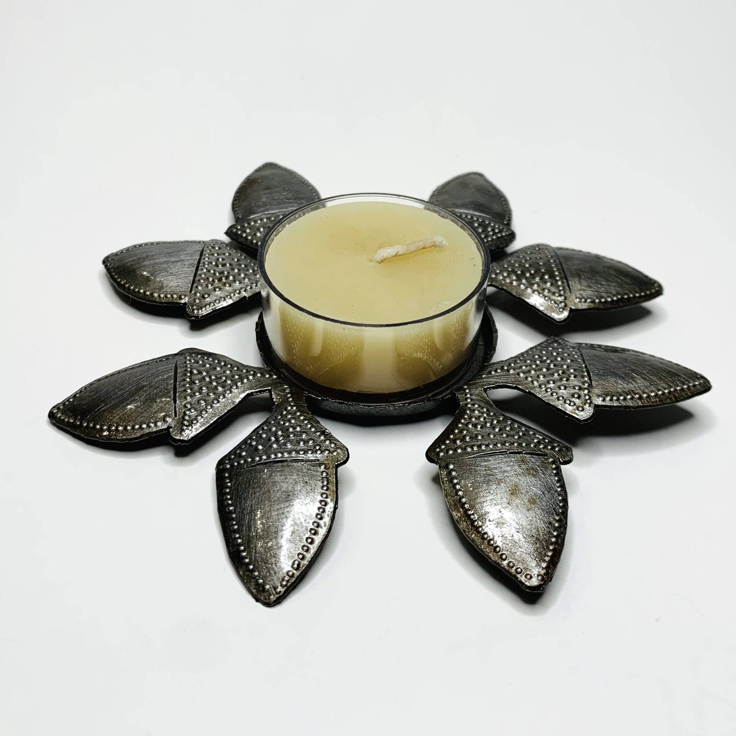 Dandarah Metal Tealight Plate - Acorn