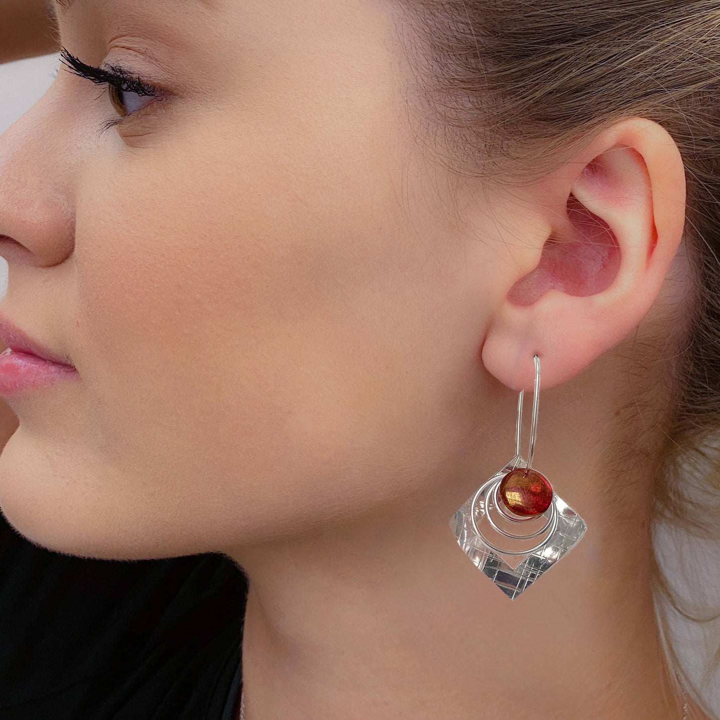 Conversations in Jewellery - TXSQ48 - Earrings come with 6 interchangeable colours.