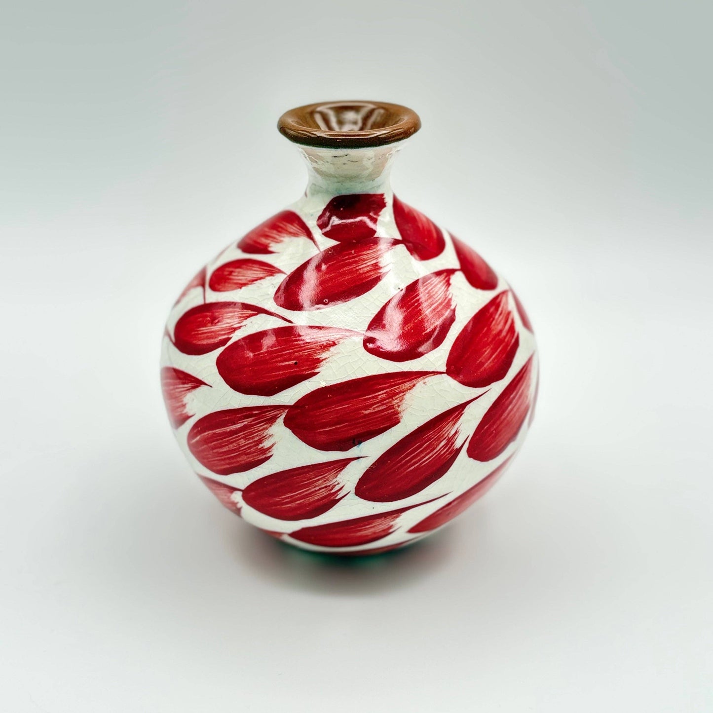 Dandarah Red Brushstrokes Pottery Vase