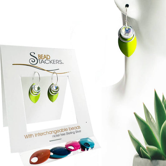 Earrings come with 9 interchangeable colours LF44C