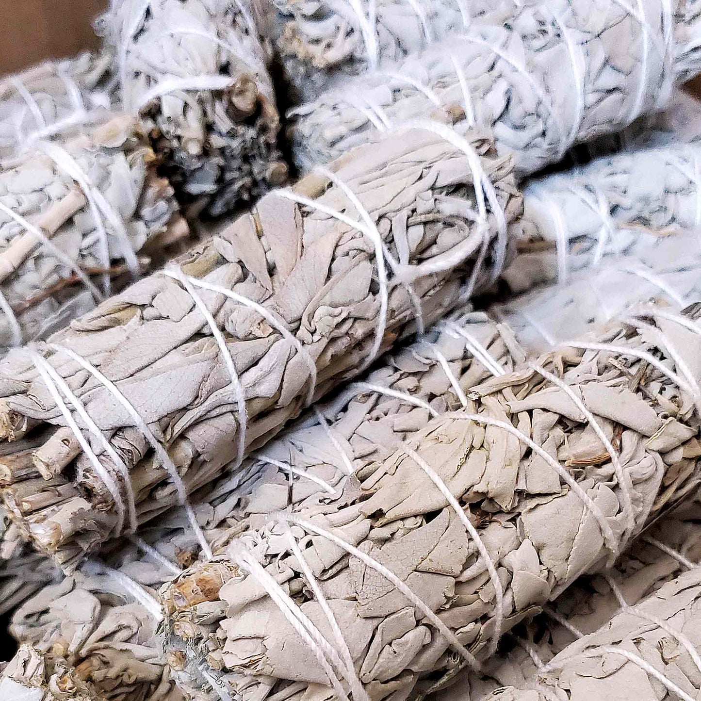 Monague Indigenous Crafts & Gifts - 24-piece Bulk Smudges: Small Cedar