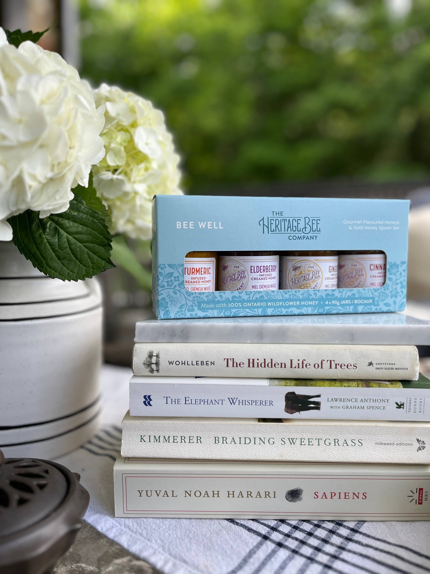 Heritage Bee Co. - BEE WELL Gourmet Honey Gift Sets & Gold Spoon