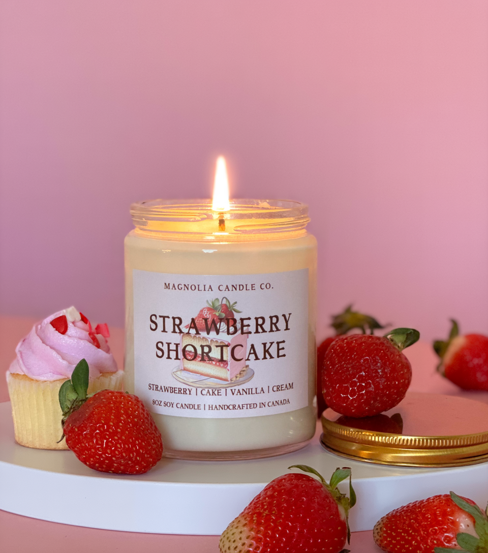 Magnolia Candle Company - Strawberry Shortcake - Summer | Spring Candle 8oz