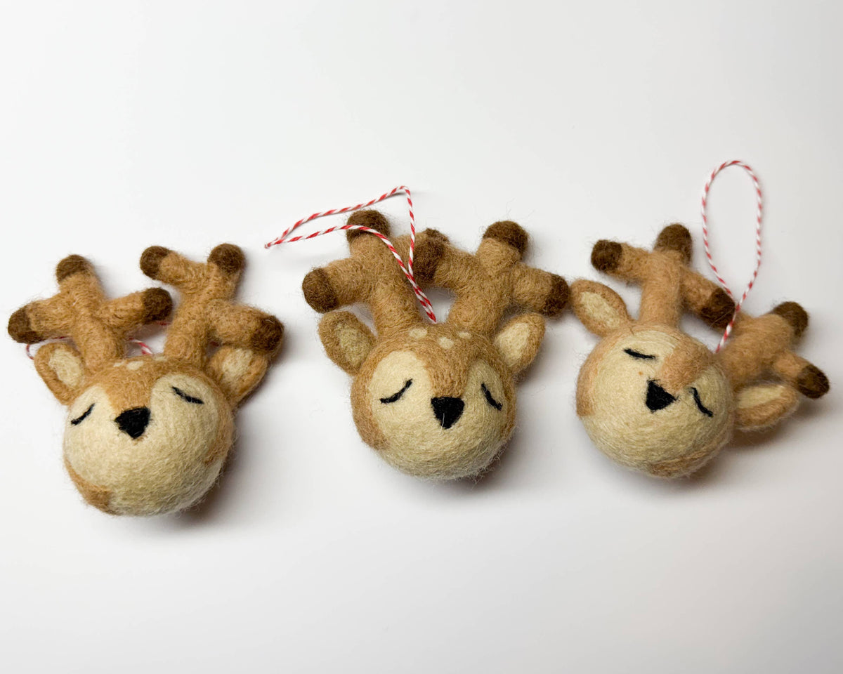 AKUKU - Reindeer Felt Ornament  